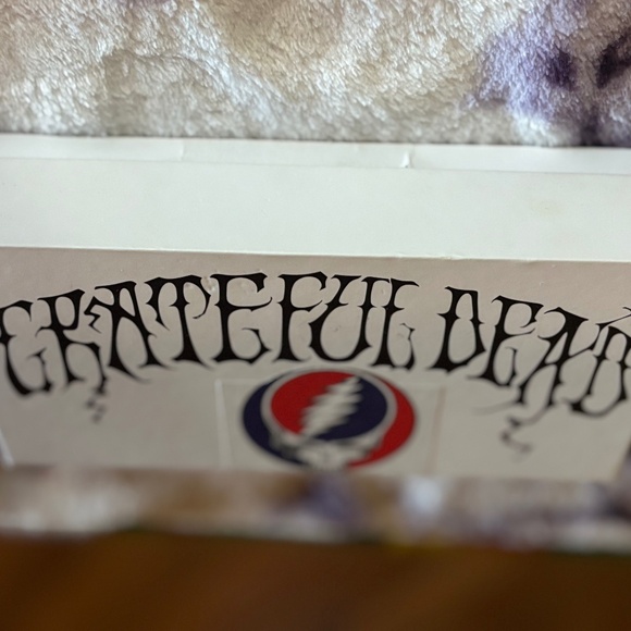 Akila X Grateful Dead Sunglass Case - Picture 6 of 7